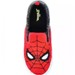 NWT New Spider-Man Slip-On Shoes Spider-Man Toddler Boys Casual Sneakers Size 4